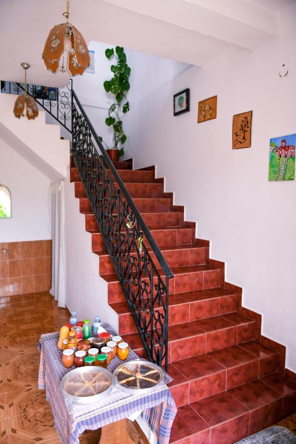 Guest House Luli Берат Екстер'єр фото