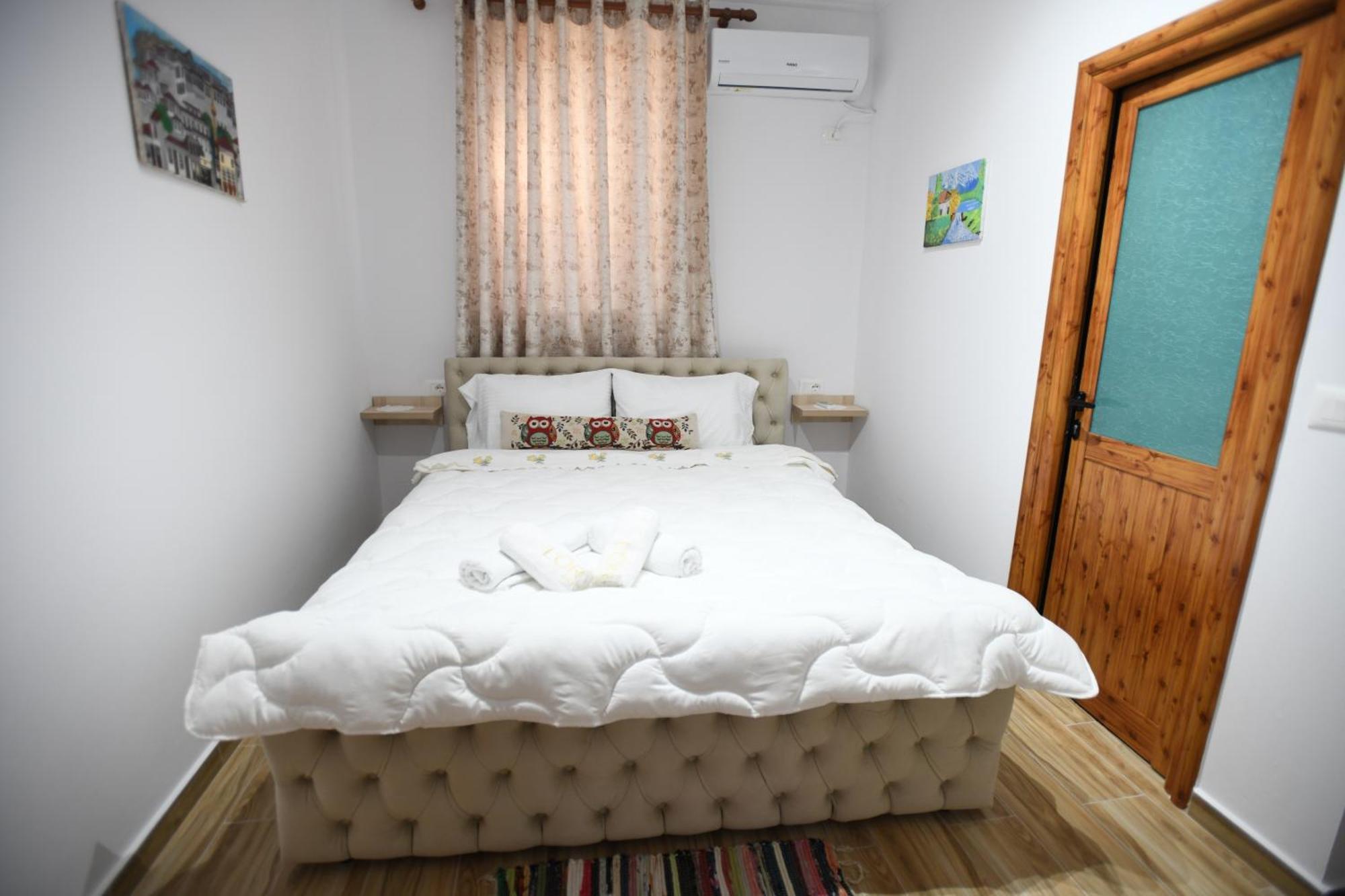 Guest House Luli Берат Екстер'єр фото