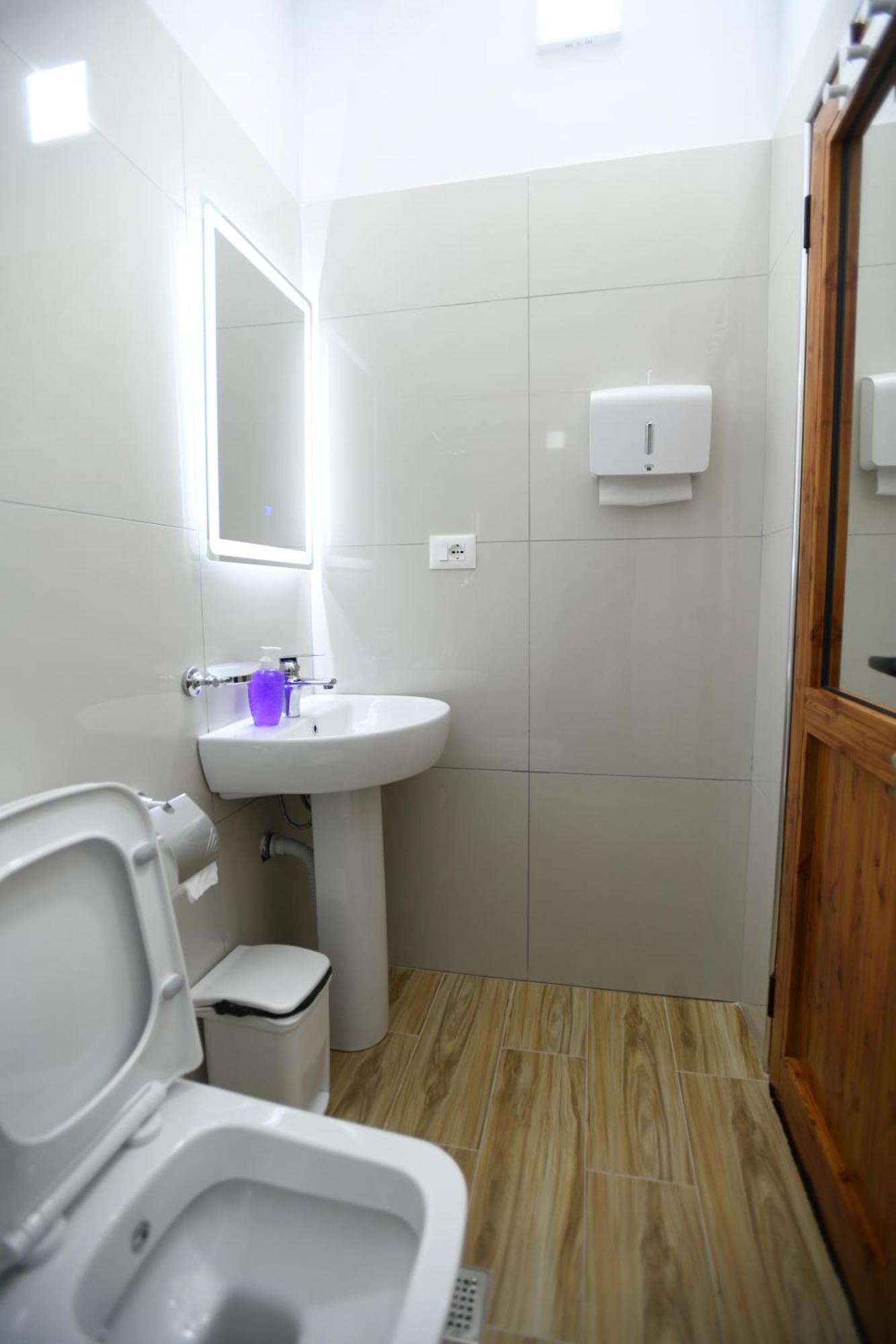 Guest House Luli Берат Екстер'єр фото